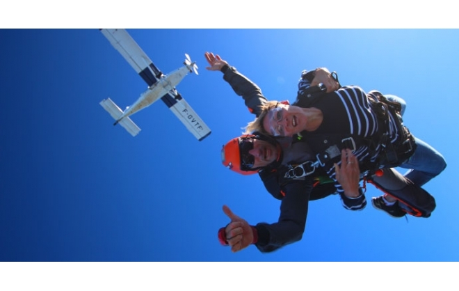 Saut tandem ou stage PAC : que choisir ?