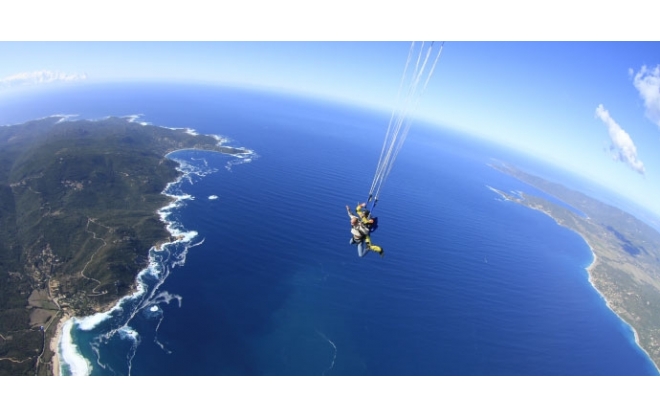 Meilleure période pour un saut en parachute dans le Var